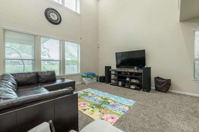 2469 Millbrook LOOP, Leander, TX 78641