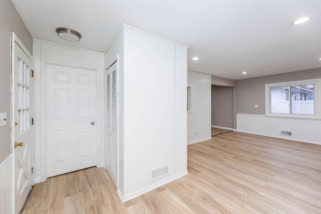 1700 Sherwood Avenue, Saint Paul, MN 55106