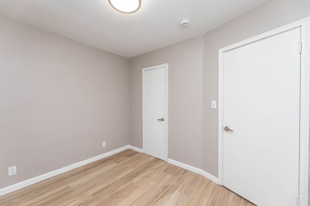 1700 Sherwood Avenue, Saint Paul, MN 55106