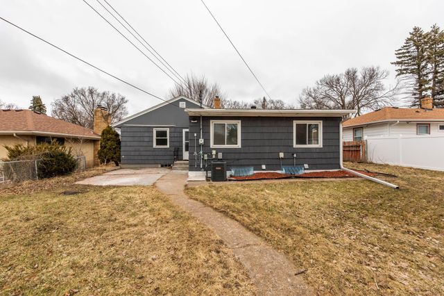 1700 Sherwood Avenue, Saint Paul, MN 55106