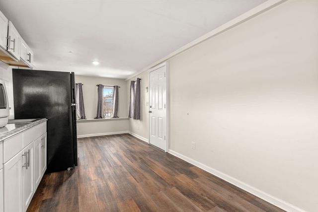 350 West Street 5, Ludlow, MA 01056