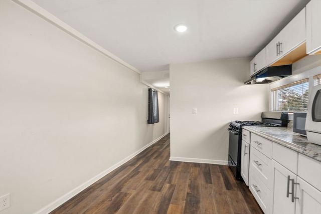 350 West Street 5, Ludlow, MA 01056