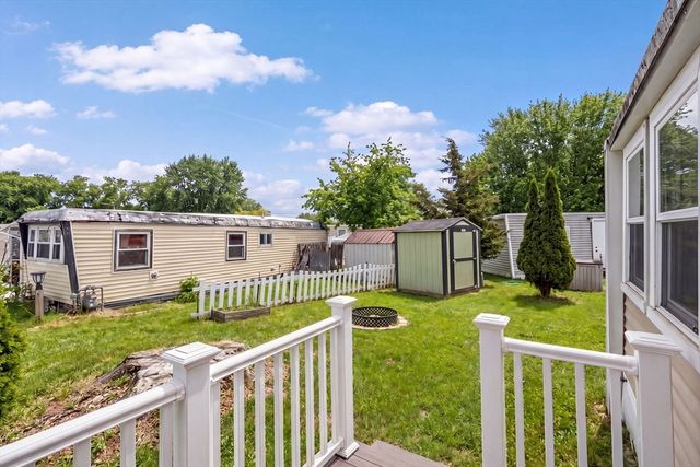 350 West Street 5, Ludlow, MA 01056