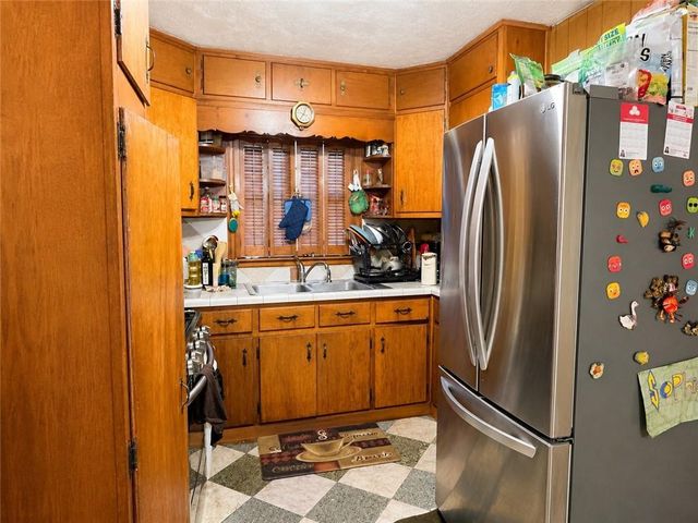1035 Stoneybrook Road, Forest Park, GA 30297