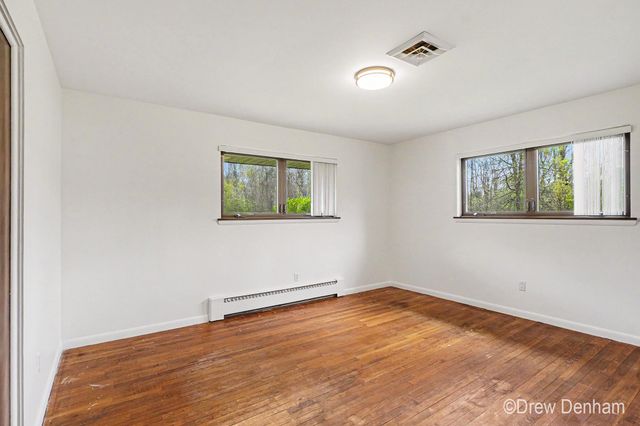 2525 S 8 Mile Road, Auburn, MI 48611