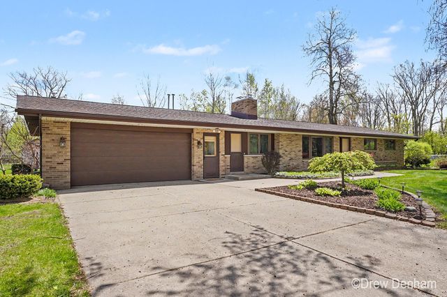 2525 S 8 Mile Road, Auburn, MI 48611