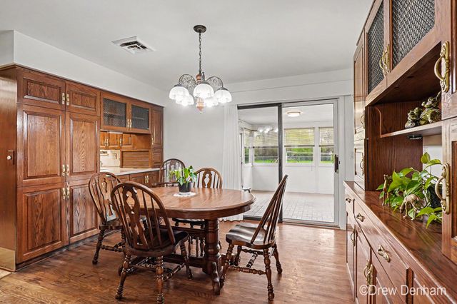 2525 S 8 Mile Road, Auburn, MI 48611