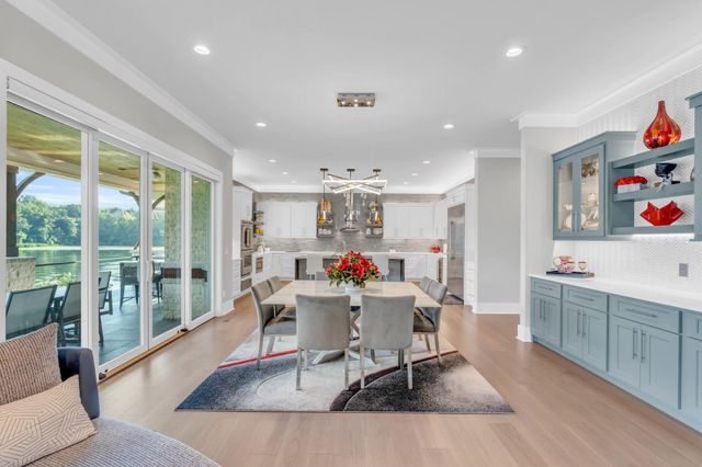 290 Edgewater Way, Jasper, TN 37347