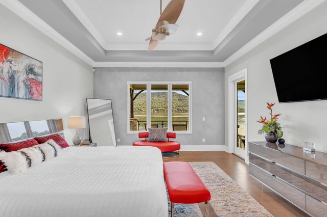 290 Edgewater Way, Jasper, TN 37347