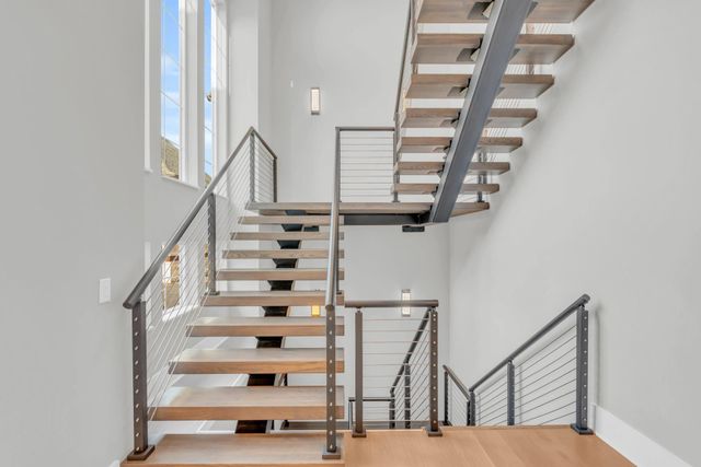 290 Edgewater Way, Jasper, TN 37347