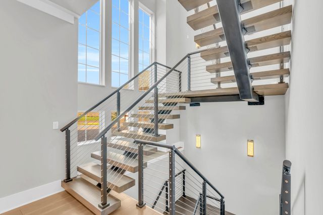 290 Edgewater Way, Jasper, TN 37347