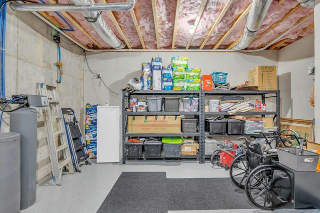 290 Edgewater Way, Jasper, TN 37347