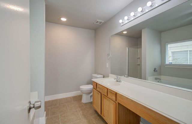 1210 Verde Trails Drive, Houston, TX 77073