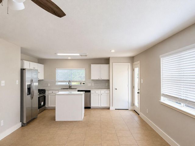 1210 Verde Trails Drive, Houston, TX 77073