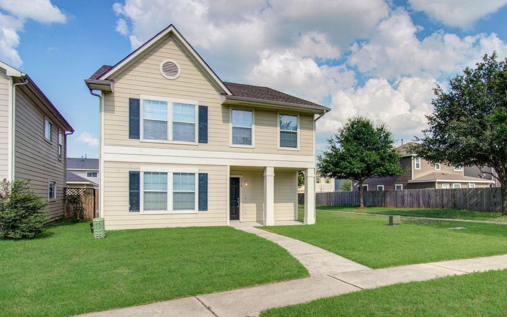 1210 Verde Trails Drive, Houston, TX 77073