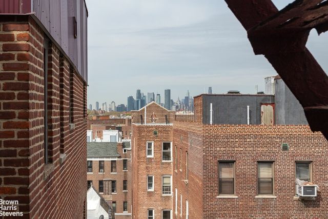 3520 73rd St Apt 6O, New York City, NY 11372