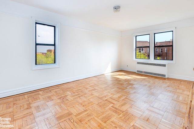3520 73rd St Apt 6O, New York City, NY 11372
