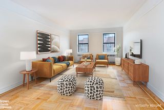 3520 73rd St Apt 6O, New York City, NY 11372