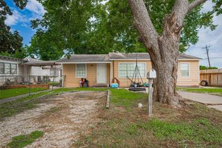 1005 Center Street, Wharton, TX 77488