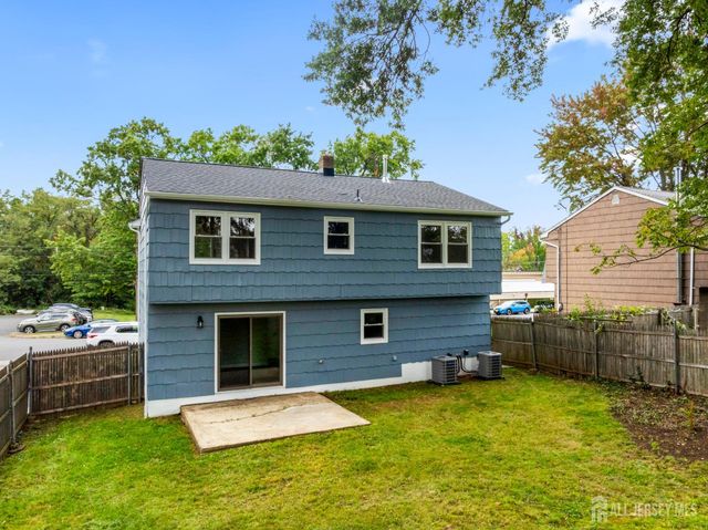 273 W Indiana Avenue, Iselin, NJ 08830