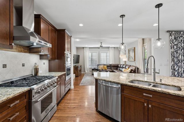 530 Moonmist Court, Highlands Ranch, CO 80126