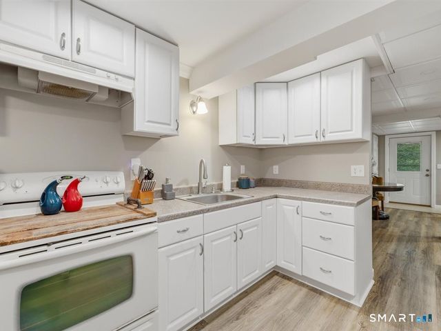 12 Wooding Road, Wallingford, CT 06492