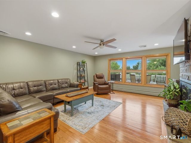 12 Wooding Road, Wallingford, CT 06492