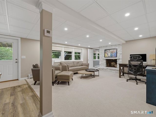 12 Wooding Road, Wallingford, CT 06492