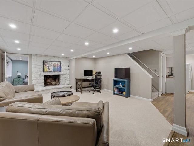 12 Wooding Road, Wallingford, CT 06492
