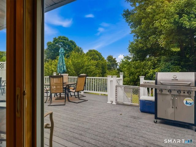 12 Wooding Road, Wallingford, CT 06492