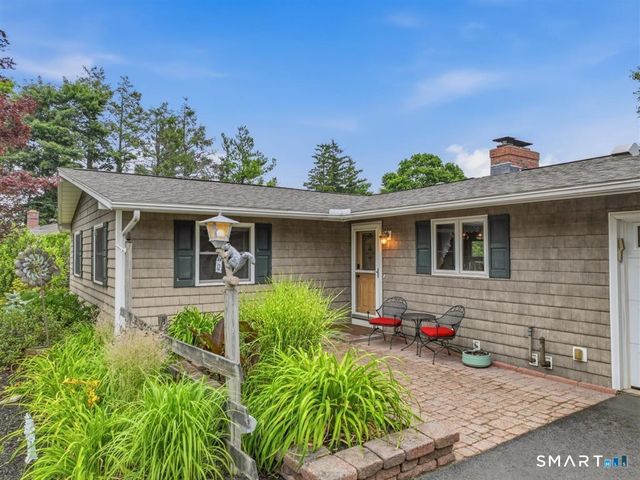 12 Wooding Road, Wallingford, CT 06492