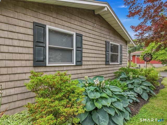 12 Wooding Road, Wallingford, CT 06492