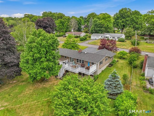 12 Wooding Road, Wallingford, CT 06492