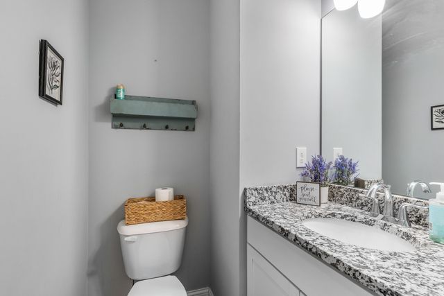 367 LINKS Drive, Simpsonville, KY 40067