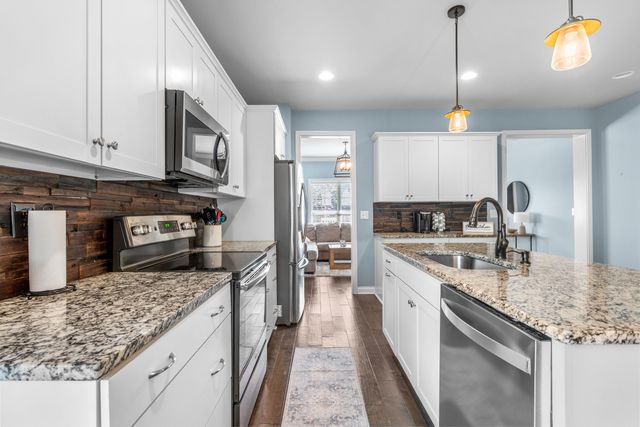 367 LINKS Drive, Simpsonville, KY 40067