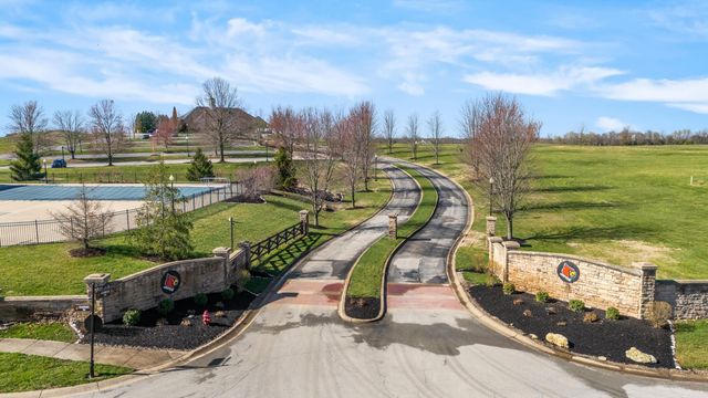 367 LINKS Drive, Simpsonville, KY 40067