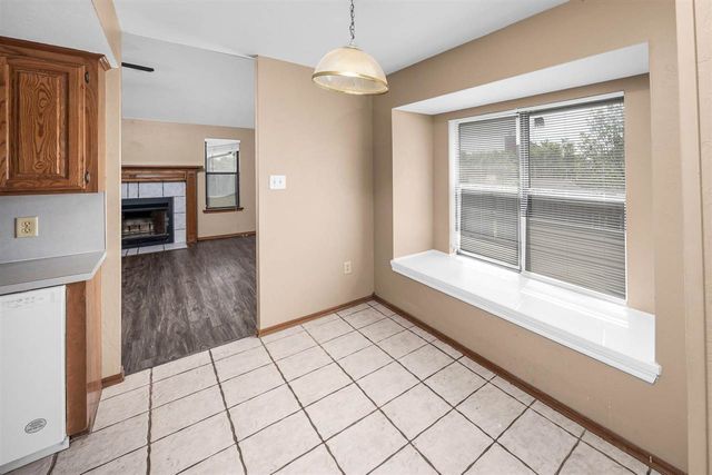 412 SE Lancelot, Lawton, OK 73501