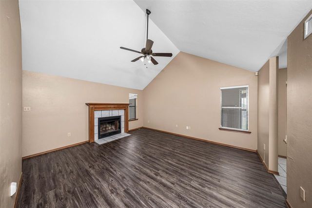 412 SE Lancelot, Lawton, OK 73501