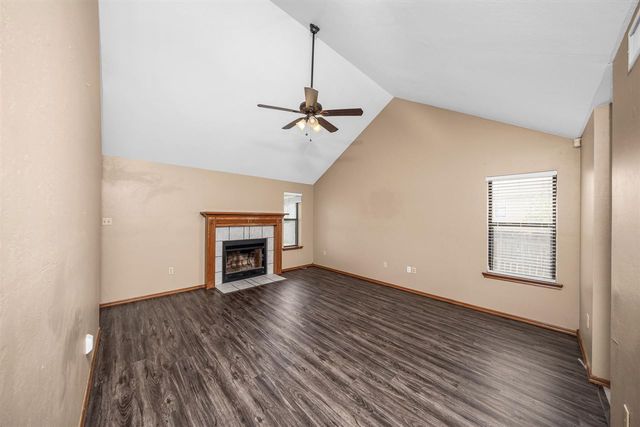 412 SE Lancelot, Lawton, OK 73501