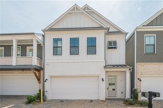 121 Village Green Avenue, Woodstock, GA 30189