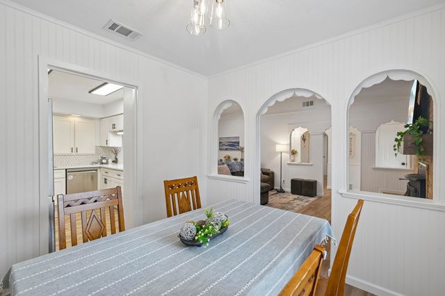 800 S Hyde Park Avenue, Denison, TX 75020