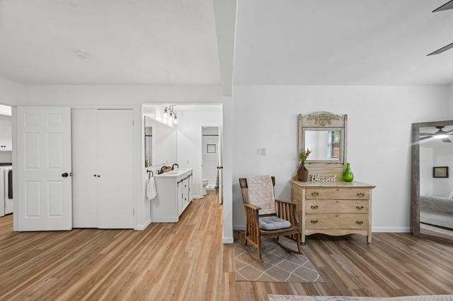 800 S Hyde Park Avenue, Denison, TX 75020