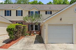 7019 Walnut Ridge Court, Charlotte, NC 28217