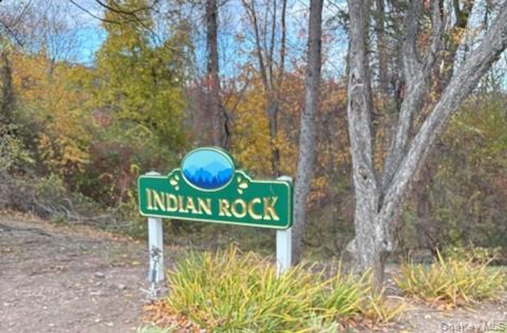 20 Lackawanna Trail, Montebello, NY 10901