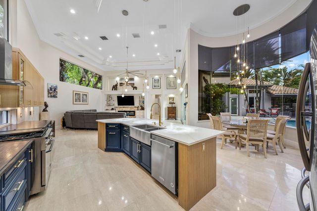 6595 NW 32nd Terrace, Boca Raton, FL 33496