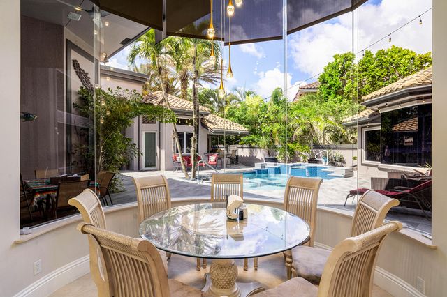 6595 NW 32nd Terrace, Boca Raton, FL 33496