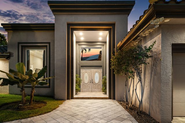 6595 NW 32nd Terrace, Boca Raton, FL 33496