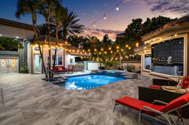 6595 NW 32nd Terrace, Boca Raton, FL 33496