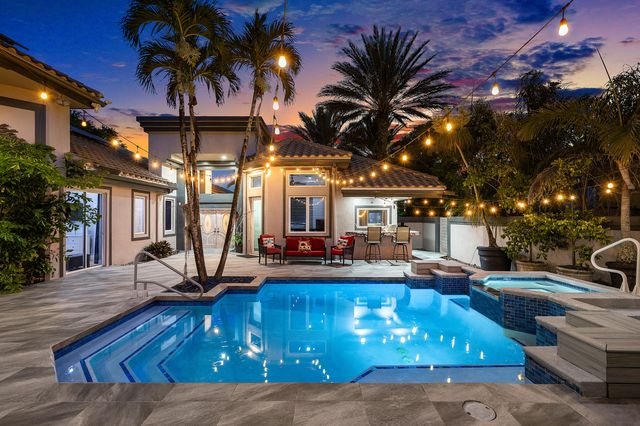 6595 NW 32nd Terrace, Boca Raton, FL 33496