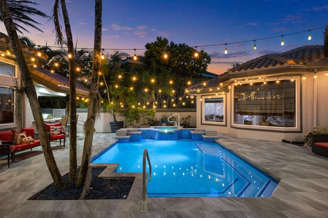 6595 NW 32nd Terrace, Boca Raton, FL 33496